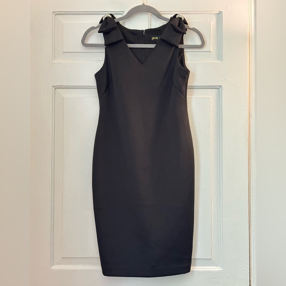 Shelby Nites Petite Bow V Neck Sheath Mini Dress, size 4P